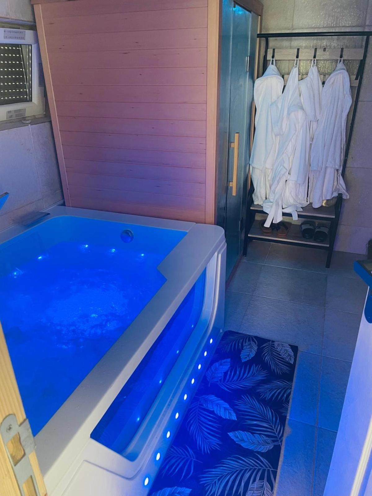 Oasis Spa Pres De Disney Nanteuil-lès-Meaux Exteriér fotografie